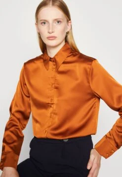 CamiciaBrown Donna Camicie E Bluse ANH21E00A-O11 9 CamiciaBrown Donna Camicie E Bluse ANH21E00A-O11 -Moda Sconto 1ca458782dfa4ba19ff7fd8378918d26