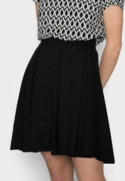 Gonna A CampanaBlack Donna Gonne ANI21B00P-Q11 -Moda Sconto 2ab10dd216524d2bbc1b6a439402e6a5