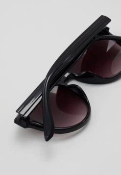 Anna Field Occhiali Da SoleBlack Donna Occhiali Da Sole AN651K00W-Q12 7 Anna Field Occhiali Da SoleBlack Donna Occhiali Da Sole AN651K00W-Q12 -Moda Sconto 2db70b36c973482c91e2c30d5650ac27