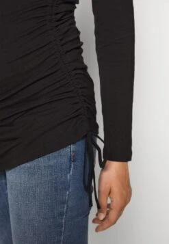 SetMaglietta A Manica LungaBlack/White Donna T-shirt E Top EX429G06H-Q11 -Moda Sconto 39f185808f20439599fa2de204f9357c