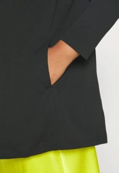 Cappotto CortoBlack Donna Giacche E Blazer AX821U00W-Q11 -Moda Sconto 3c975db877c949069bd673c08e31d5ba