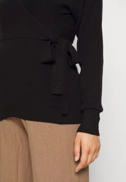 MaglioneBlack Donna Maglieria EX429I01D-Q11 -Moda Sconto 45334edac0904df1b6bf92e25b522323