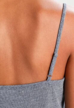 Anna Field Sarah Short Pj Set PigiamaOff-White/Dark Blue Donna Intimo Notte E Loungewear AN681BA0K-A11 10 Anna Field Sarah Short Pj Set PigiamaOff-White/Dark Blue Donna Intimo Notte E Loungewear AN681BA0K-A11 -Moda Sconto 49d51a315b42407db76066305cc81b2a