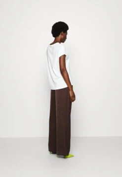 Anna Field PantaloniBrown Donna Pantaloni AN621A07L-O11 -Moda Sconto 5786fee93c374ff5b02a9375086d8b4a