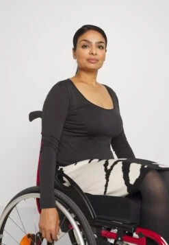 Anna Field Maglietta A Manica LungaBlack Donna T-shirt E Top AN621D146-Q11 -Moda Sconto 5c010988ec324294a7dd5b9af0f0fdab