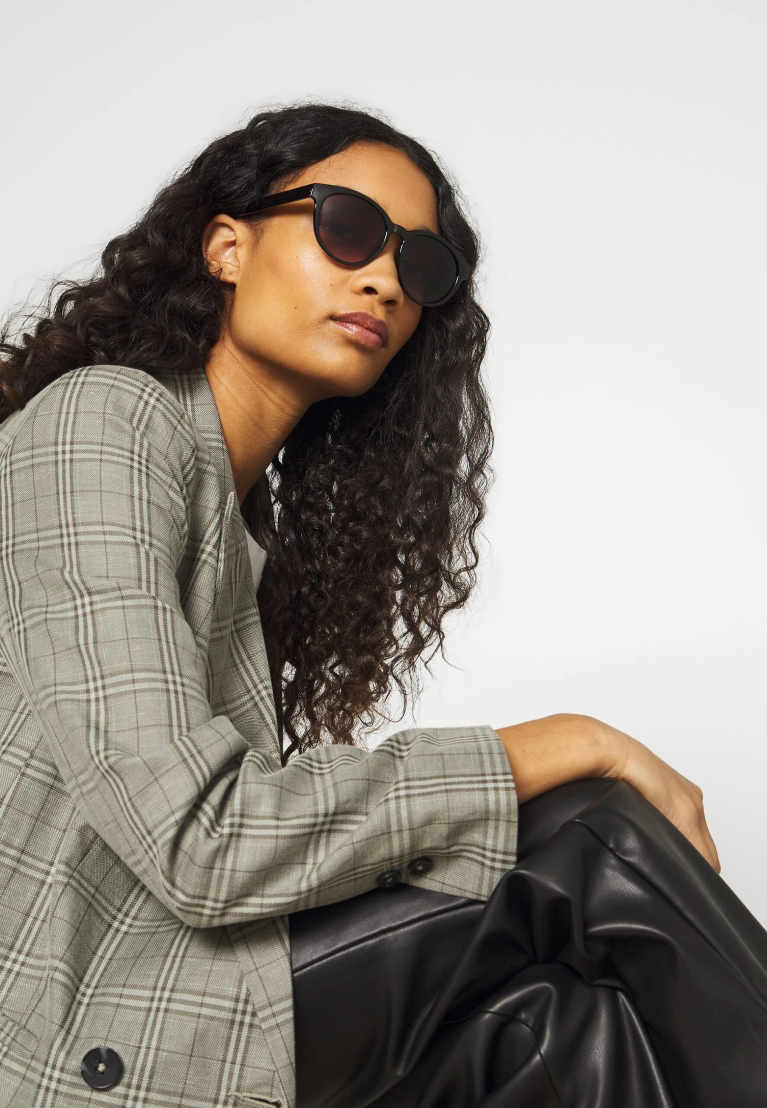 Anna Field Occhiali Da SoleBlack Donna Occhiali Da Sole AN651K00W-Q12 2 Anna Field Occhiali Da SoleBlack Donna Occhiali Da Sole AN651K00W-Q12 - immagine 2