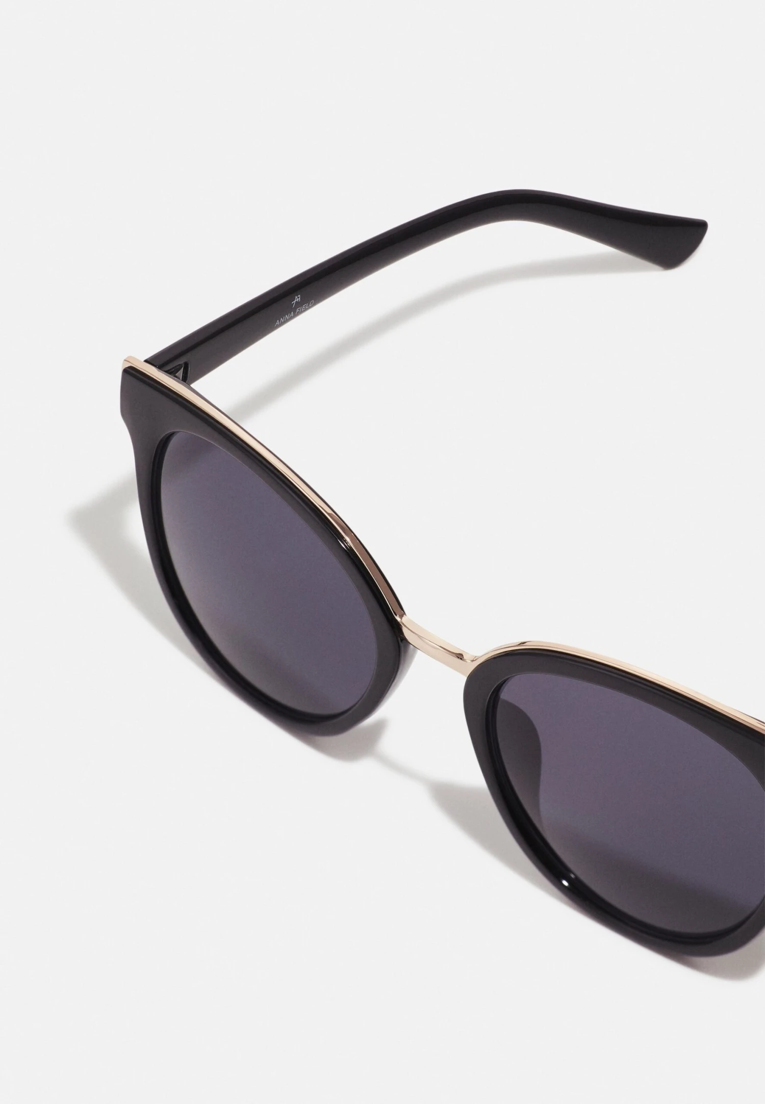 Anna Field Occhiali Da SoleBlack Donna Occhiali Da Sole AN651K01P-Q11 4 Anna Field Occhiali Da SoleBlack Donna Occhiali Da Sole AN651K01P-Q11 - immagine 4