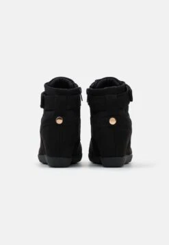 Anna Field Sneakers AlteBlack Donna Sneakers AN611A0TO-Q11 13 Anna Field Sneakers AlteBlack Donna Sneakers AN611A0TO-Q11 -Moda Sconto 96626f673df84e19a74d061767f4ff1d