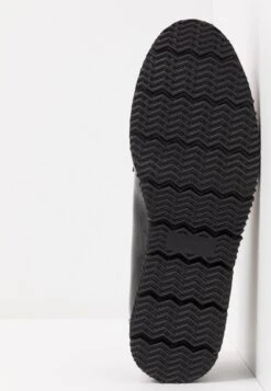 Scarpe Senza LacciBlack Donna Scarpe Piatte ANJ11E007-Q11 -Moda Sconto 9dc125e188864572a80a4b0bc923587d