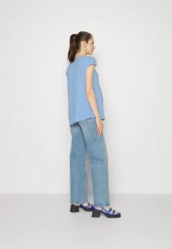 CamicettaLight Blue Donna Camicie E Bluse EX429H00P-K11 -Moda Sconto a05f53bafeba46838acba286958b2eae