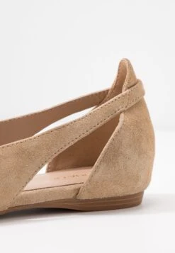 Leather BallerineBeige Donna Ballerine ANJ11A00E-B11 -Moda Sconto cf2ce5fd5e024870ba6662b7e3199916