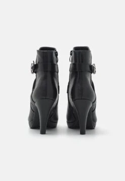 Anna Field Stivaletti Con TaccoBlack Donna Stivali AN611N0QA-Q11 -Moda Sconto d59450fbb13f411abdbfb53e76e7dda0