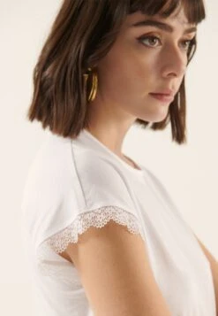 Anna Field 2 Pack T-Shirt BasicBlack/White Donna T-shirt E Top AN621D18Z-Q11 -Moda Sconto dc219d68d271496a9f4aa53d578da793