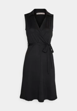 Vestito Di MaglinaBlack Donna Vestiti ANI21C04H-Q11 -Moda Sconto eed8a825c8a242e29907991aa873ee2a